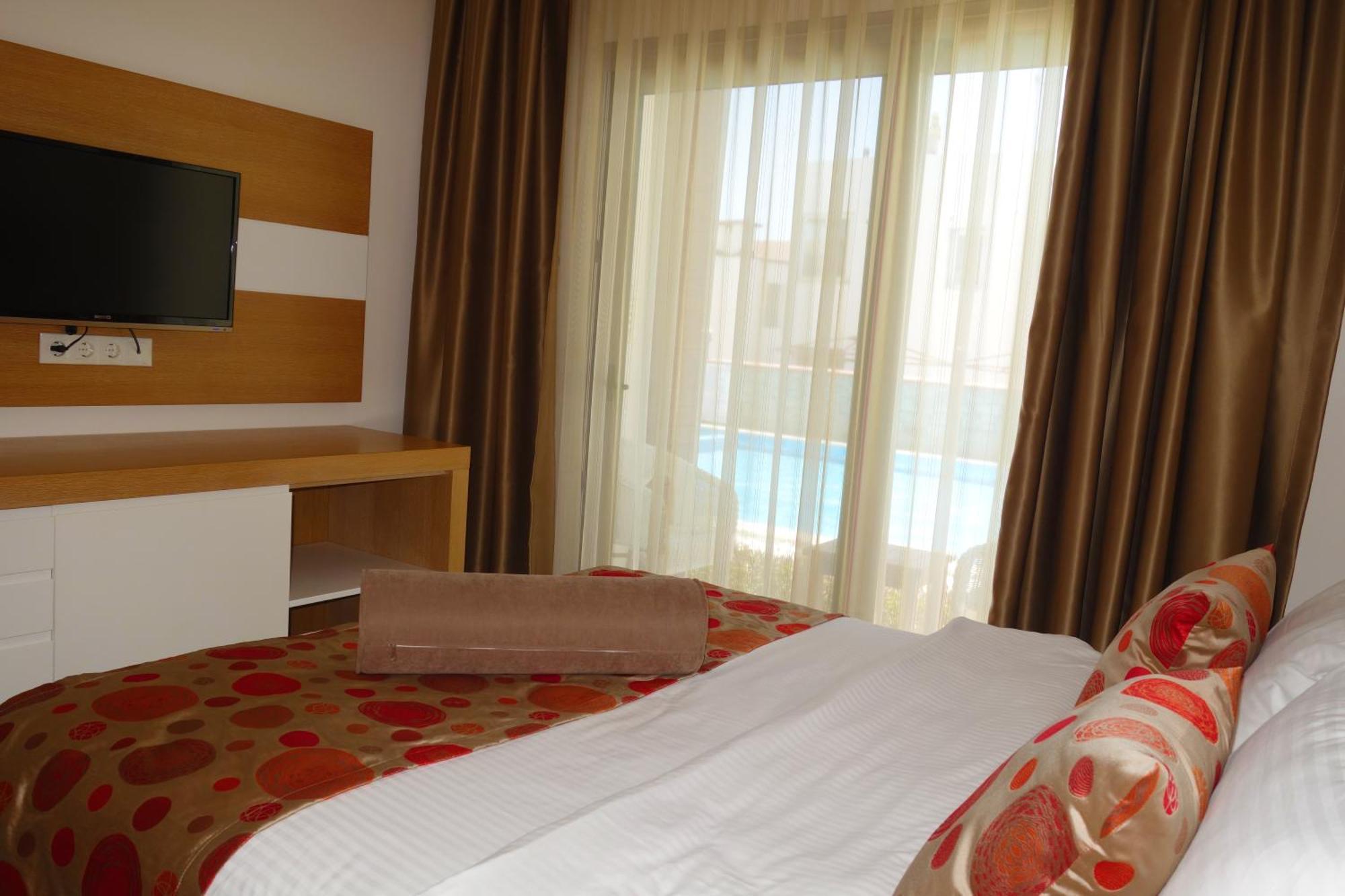 Zest Exclusive Hotel & Spa Ortakent Ruang foto